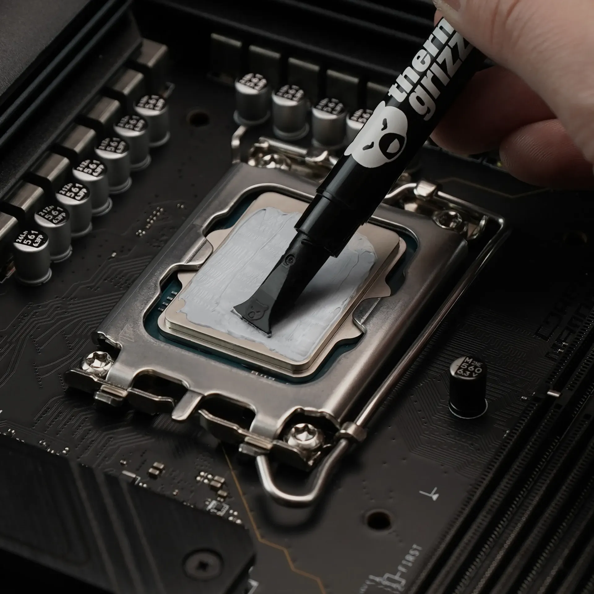 NomadaWare_pasta_termica_thermal_grizzly_kryonaut_5 (7)